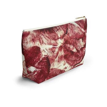 ELLEJAIIs Valentines Kisses Accessory Pouch w T-bottom