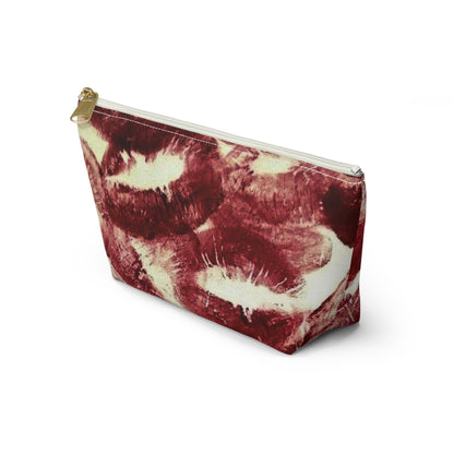 ELLEJAIIs Valentines Kisses Accessory Pouch w T-bottom